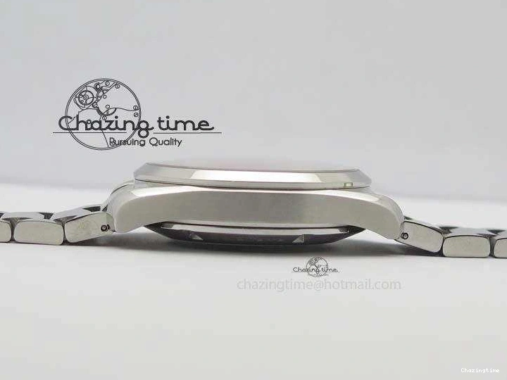 0822 QuickDry Aqua Terra ‘James Bond’ SS JHF Best Edition Blue Dial On SS Bracelet A 8203